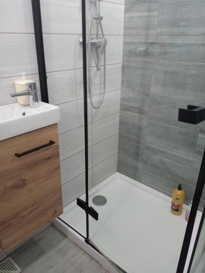 Uroczy Apartament Cracovia Exterior foto