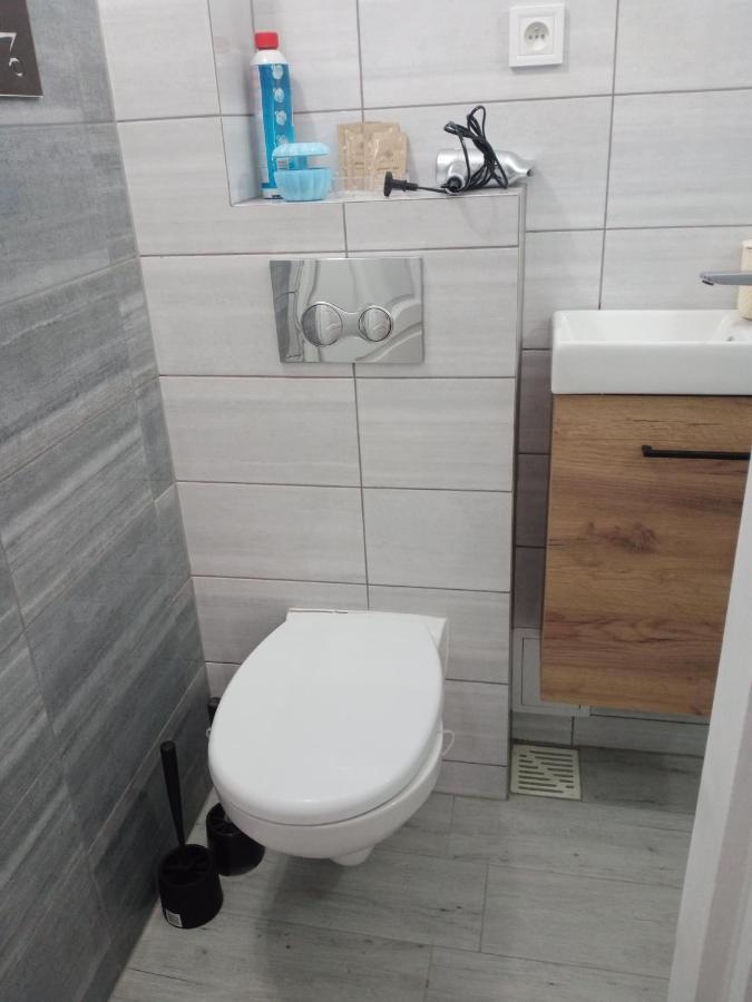 Uroczy Apartament Cracovia Exterior foto